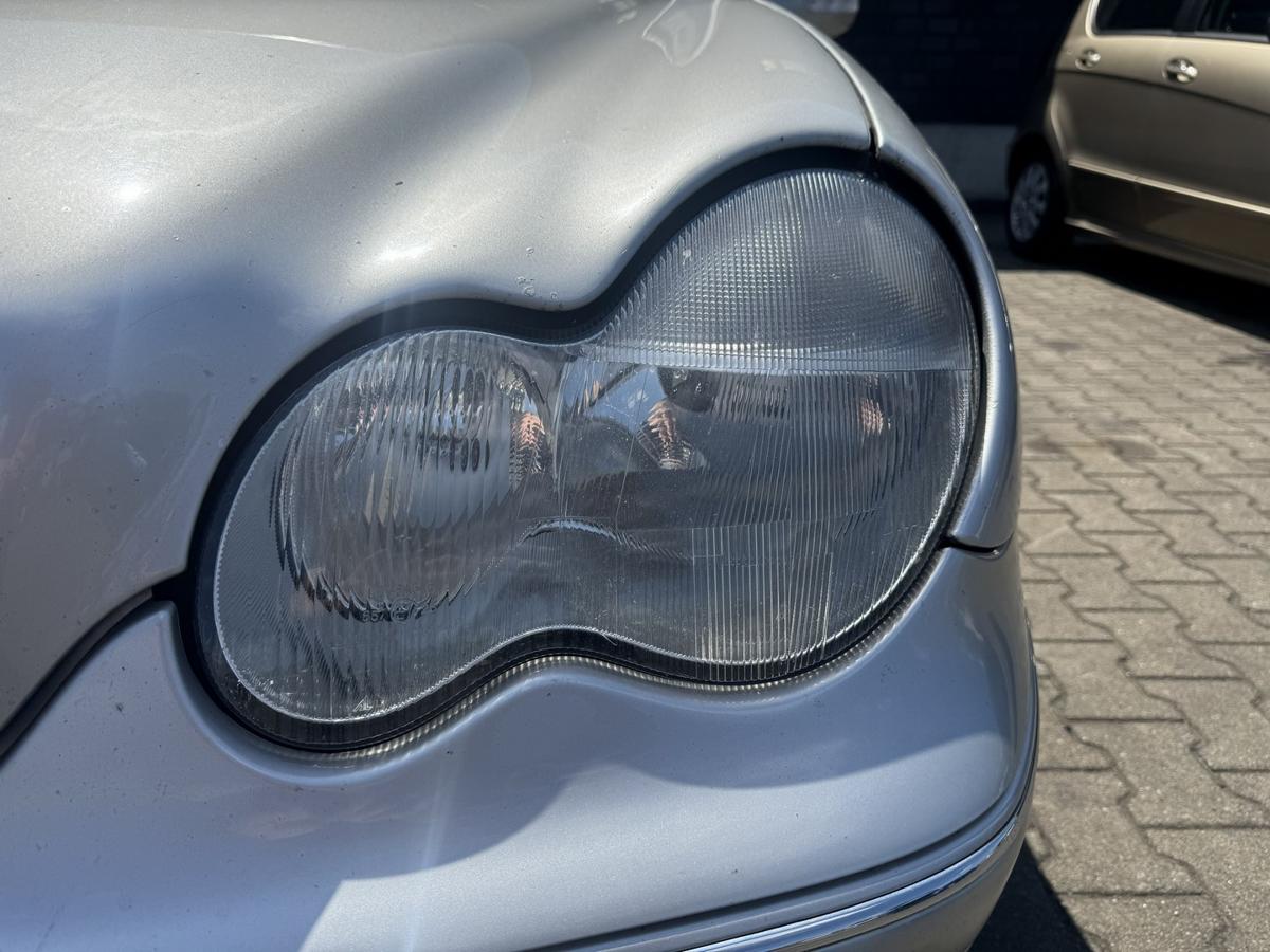 Mercedes C Klasse W203 original Scheinwerfer vorn links Halogen Bj.2001